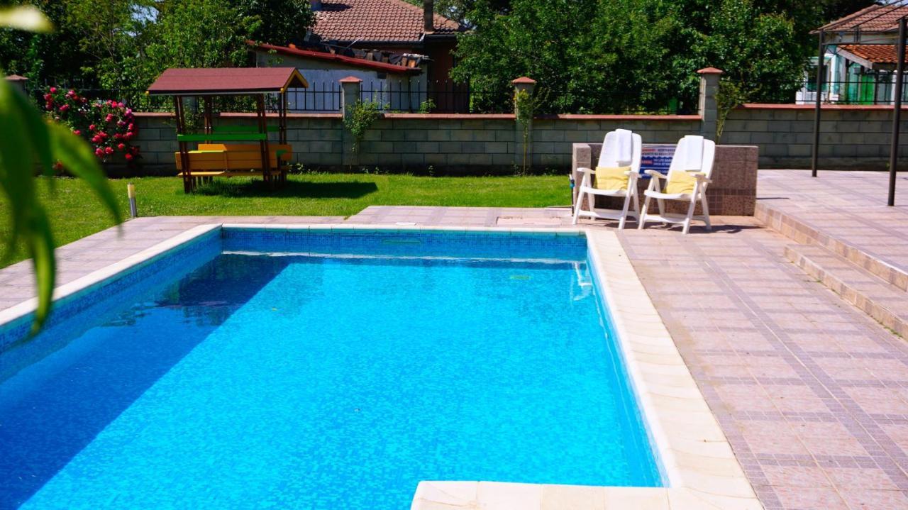 Вила Релакс - villa Relax Sokolovo Екстериор снимка