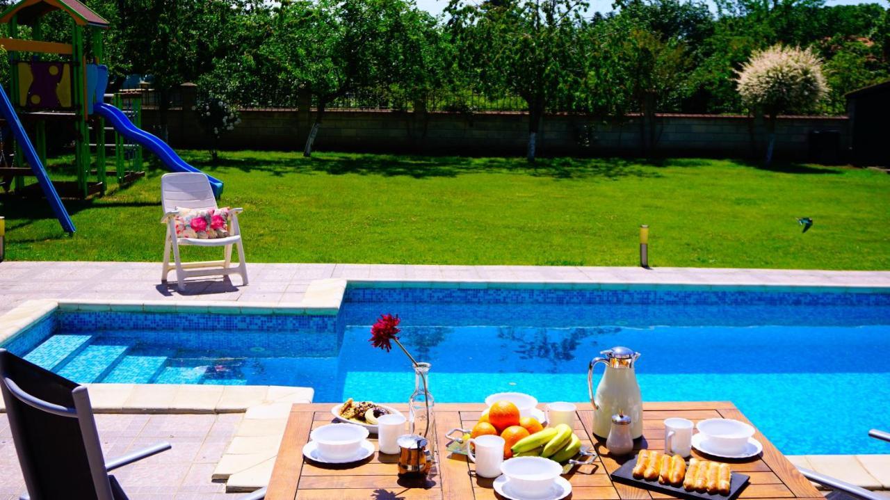 Вила Релакс - villa Relax Sokolovo Екстериор снимка